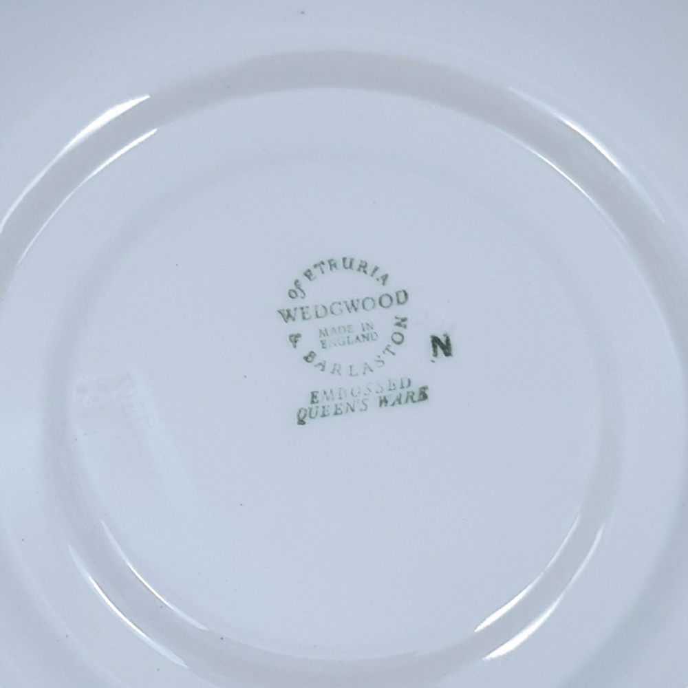 Wedgwood Queensware Lilac Blue Cream Seashell Edge Embossed Grapes Teacup Saucer - Picture 15 of 15
